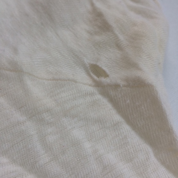 Free with Purchase Linen Blend Blouse - Picture 4 of 4